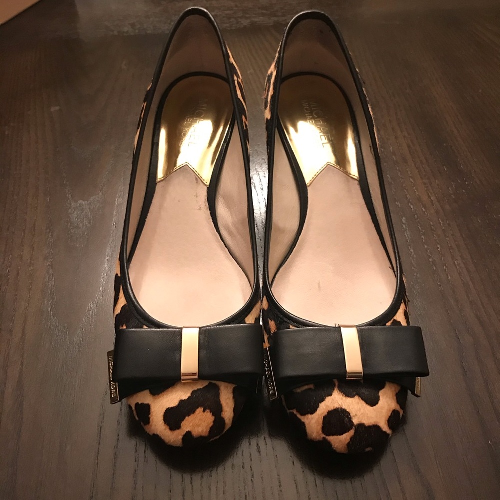 MK Women's Kiera Natural Cheetah Haircalf 8.5